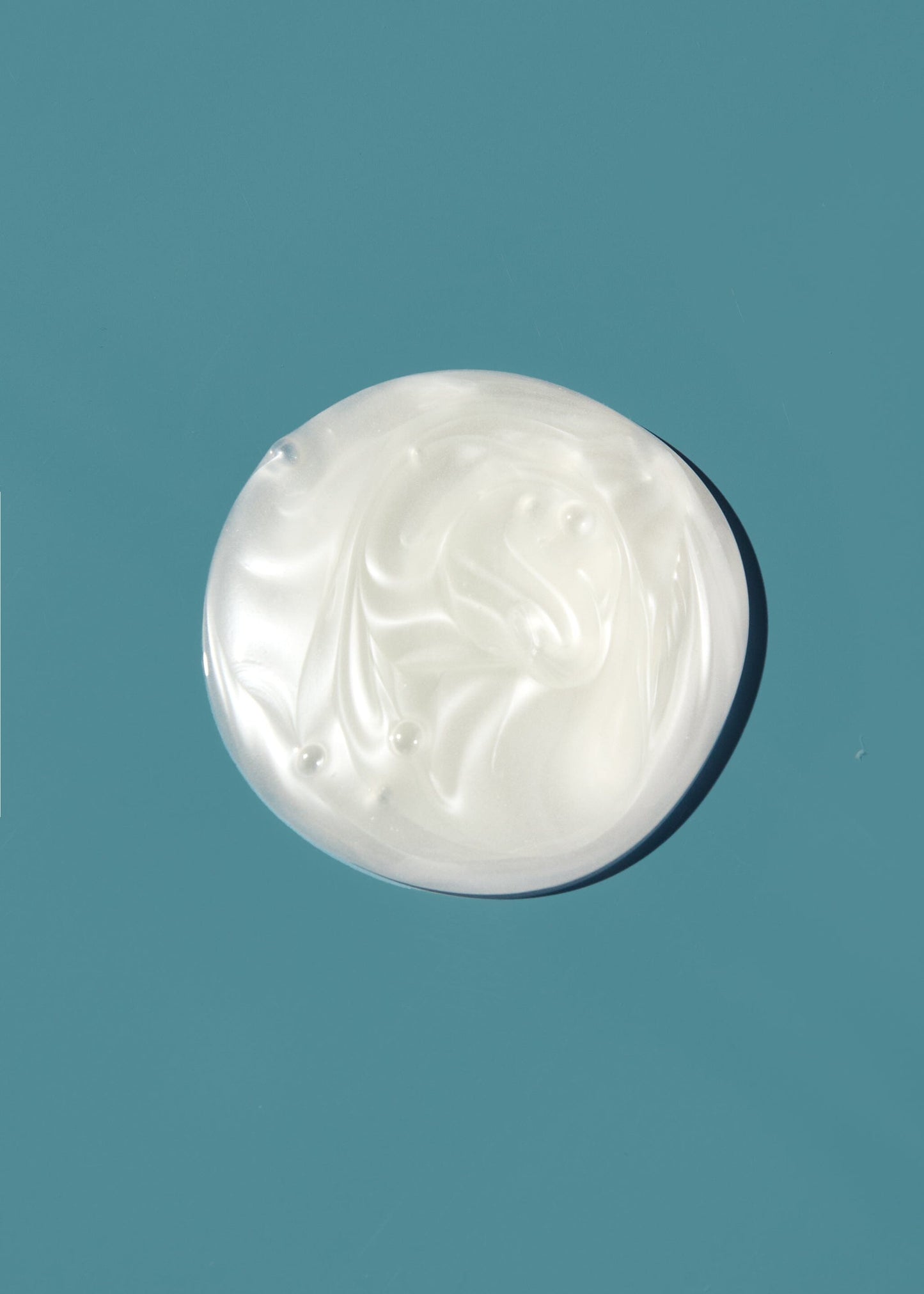 The Daily Moisturizing Shampoo hOURS haircare